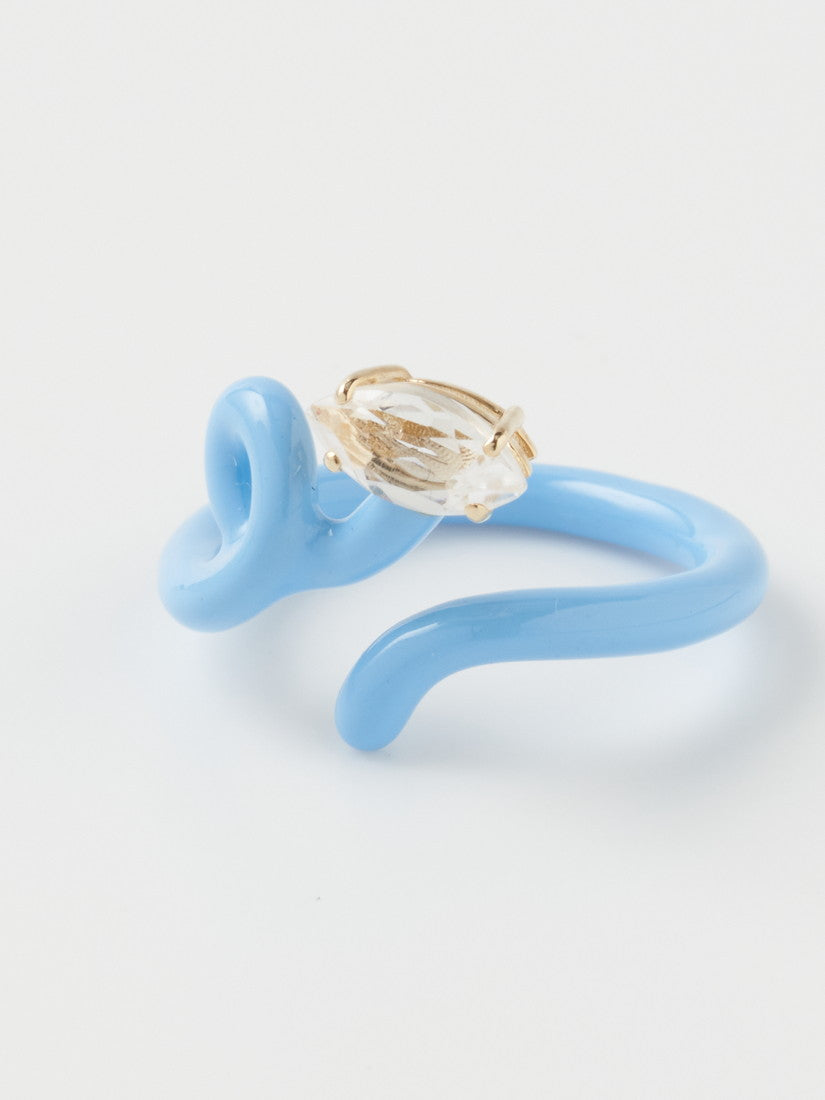 リング BABY VINE TENDRIL RING IN BABY BLUE