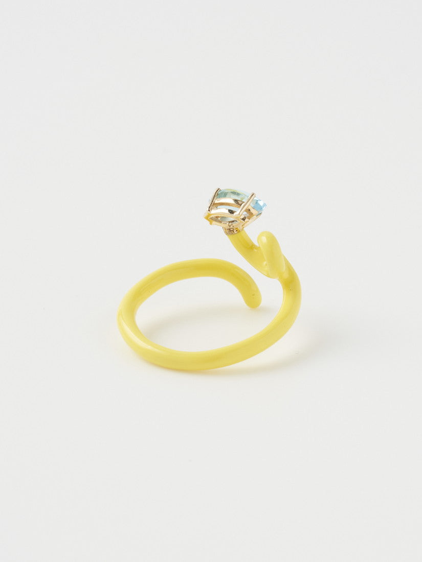 リング BABY VINE TENDRIL RING IN YELLOW