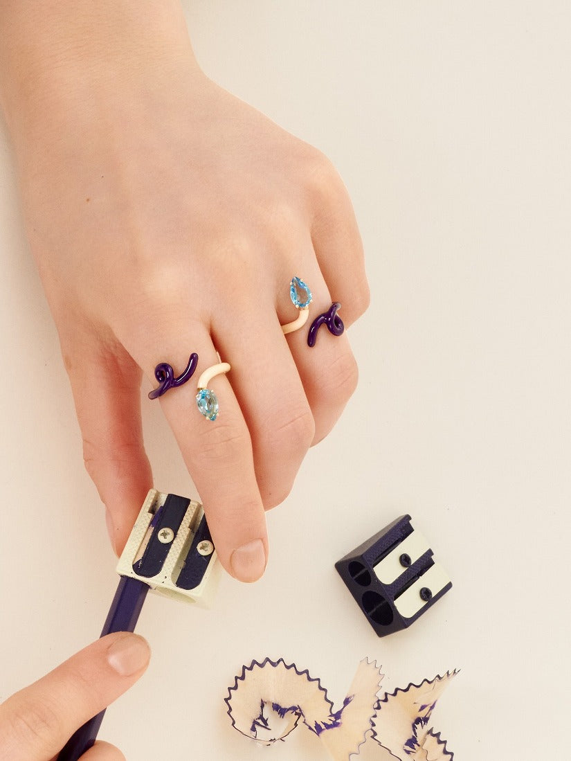 リング BABY VINE TENDRIL RING IN WHITE＆PURPLE