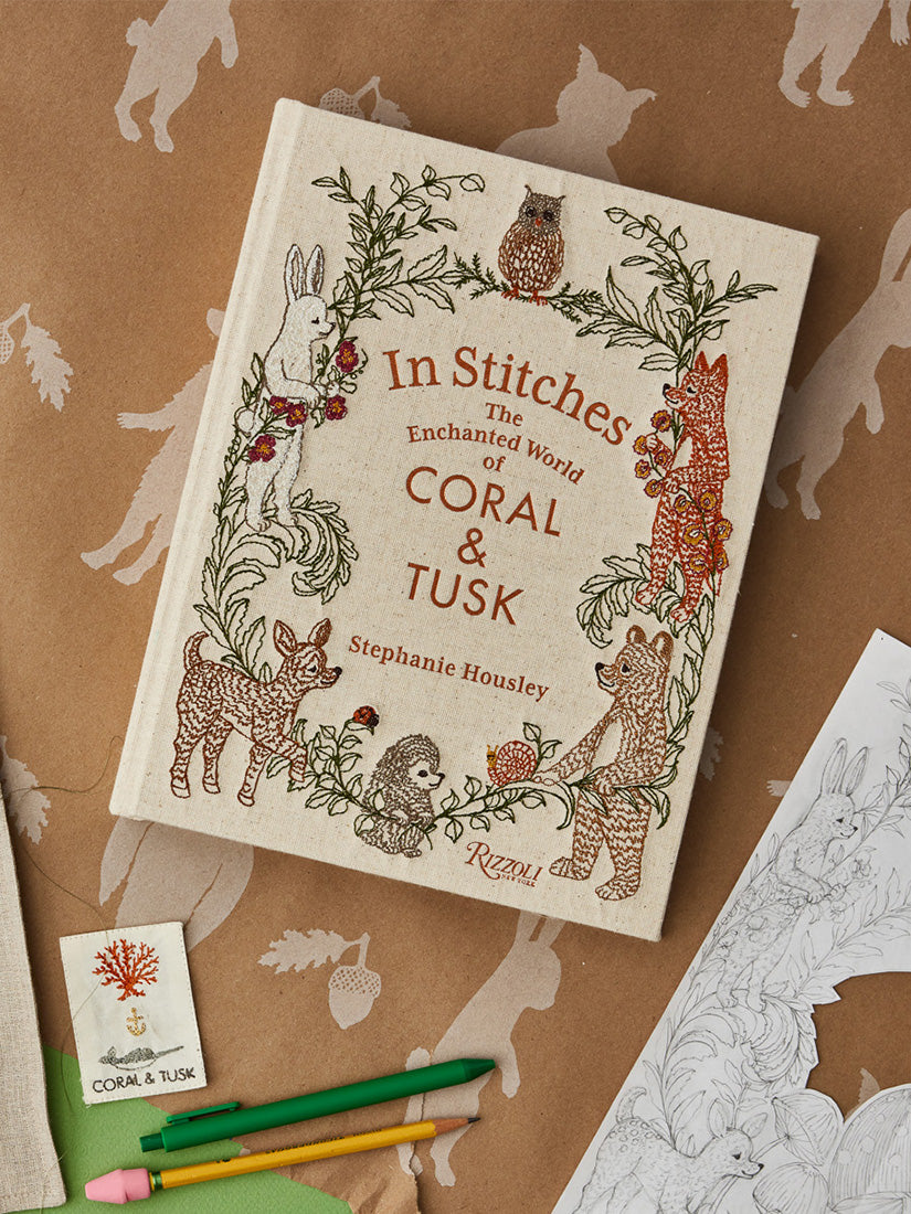 スペシャルBOOK「In Stitches｜The Enchanted World of Coral & Tusk」 – H.P.FRANCE公式サイト