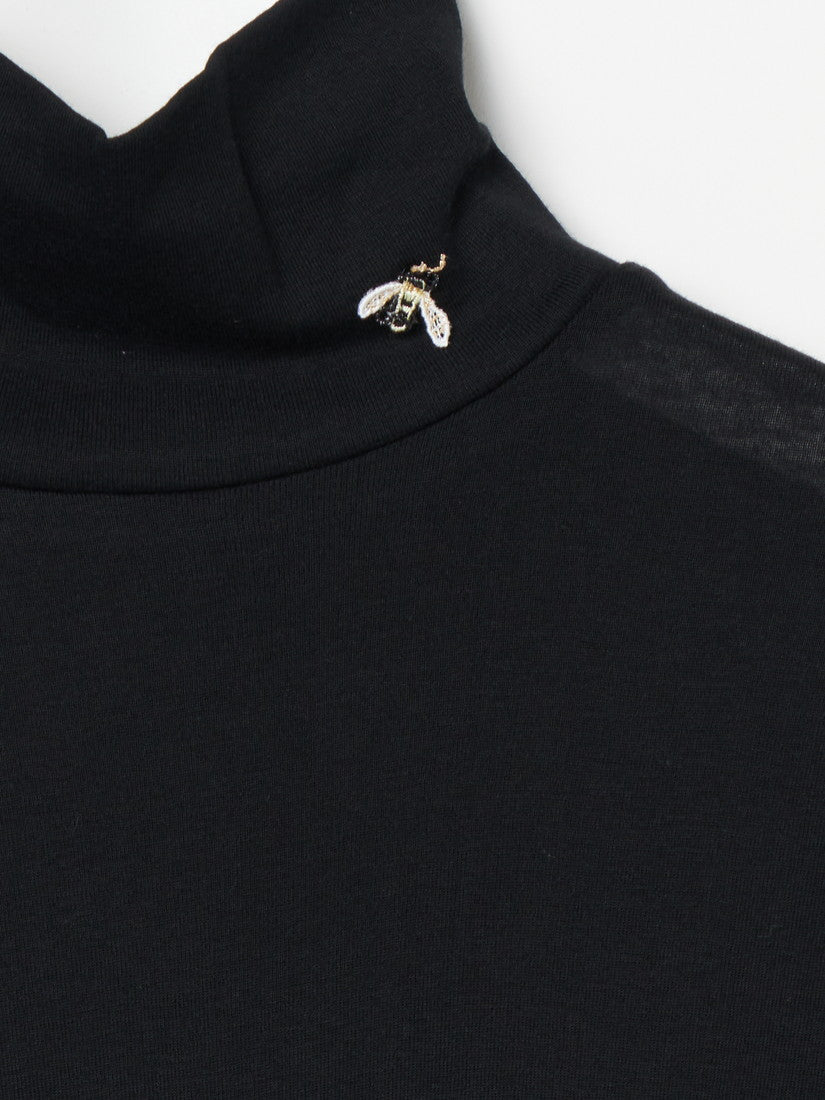 Cotton Frice High Neck T-shirts with Bee セーター