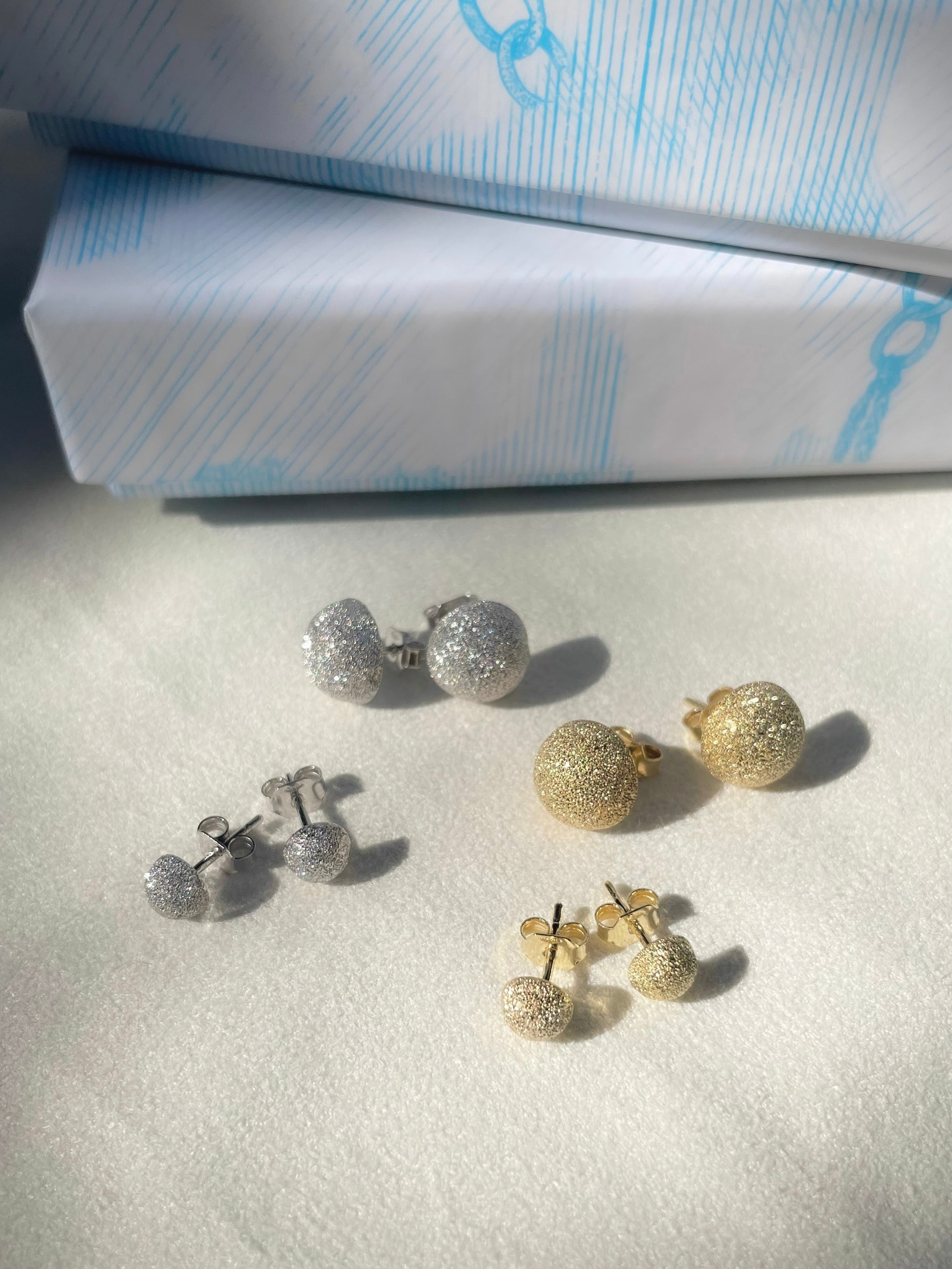 ピアス LARGE BUTTON STUDS – H.P.FRANCE公式サイト