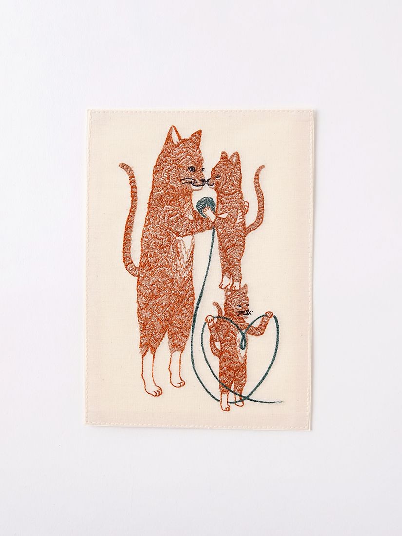 刺繍カード Mama Cat and Kittens